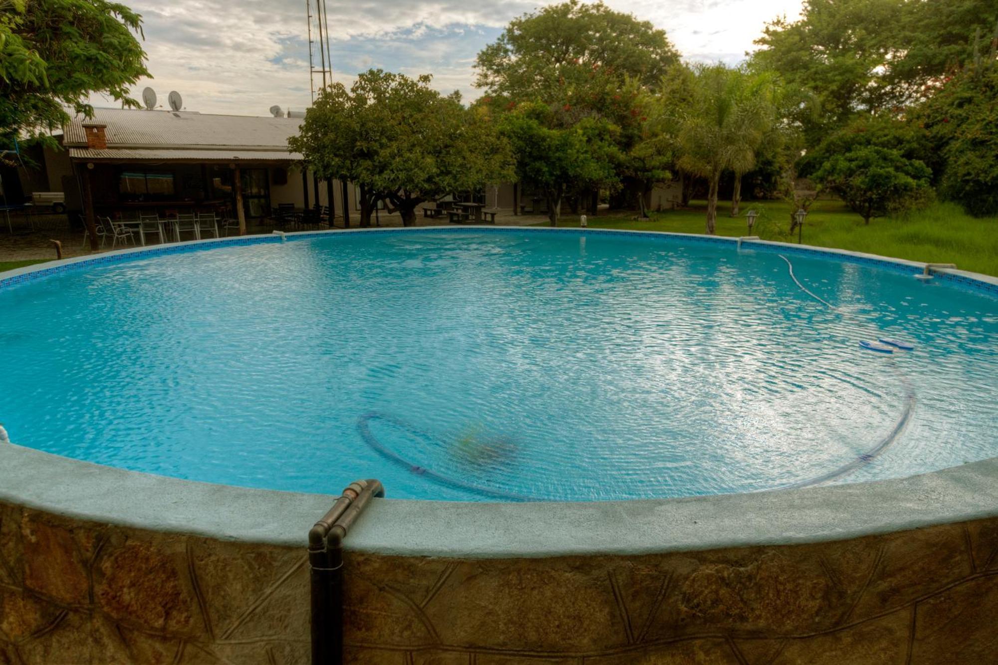 Khoi-Khoi Guesthouse Otavi Exterior photo